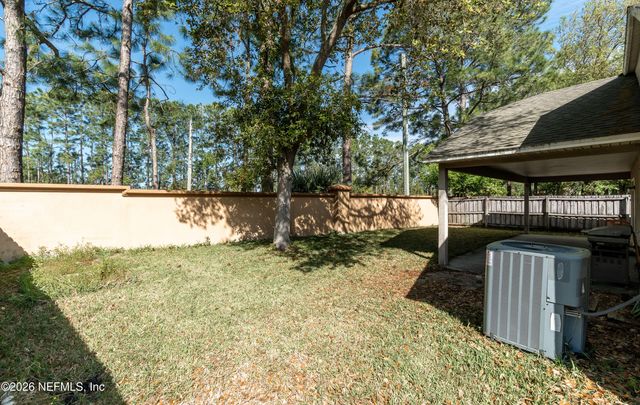 212 BROOKCHASE Lane W, Jacksonville, FL 32225