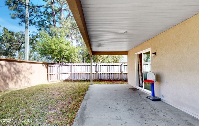 212 BROOKCHASE Lane W, Jacksonville, FL 32225