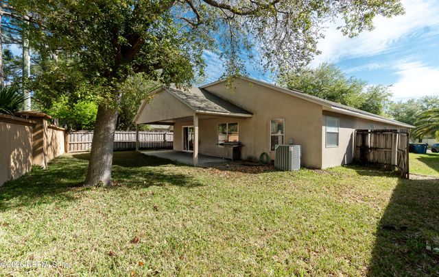 212 BROOKCHASE Lane W, Jacksonville, FL 32225