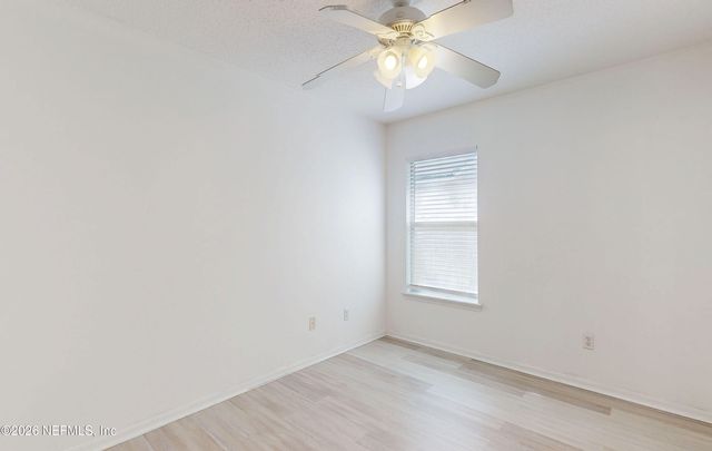 212 BROOKCHASE Lane W, Jacksonville, FL 32225