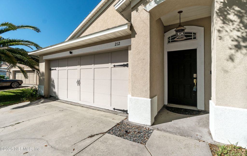 212 BROOKCHASE Lane W, Jacksonville, FL 32225