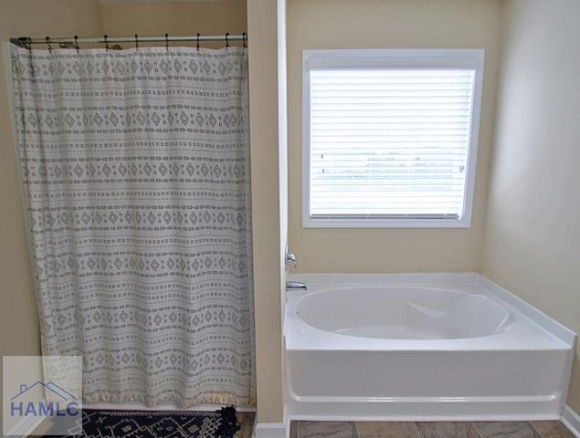 1290 Windrow Drive, Hinesville, GA 31313