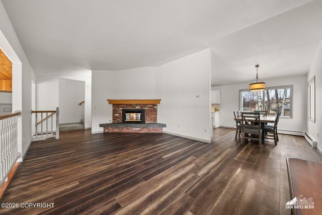 6033 Glenkerry Drive, Anchorage, AK 99504