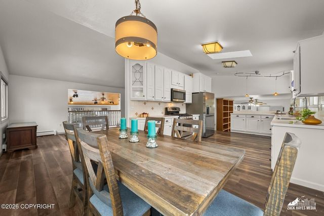 6033 Glenkerry Drive, Anchorage, AK 99504