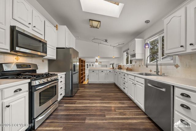 6033 Glenkerry Drive, Anchorage, AK 99504