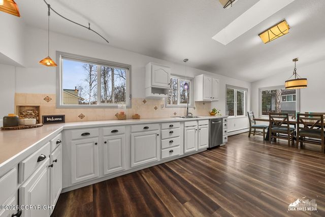 6033 Glenkerry Drive, Anchorage, AK 99504