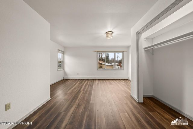 6033 Glenkerry Drive, Anchorage, AK 99504