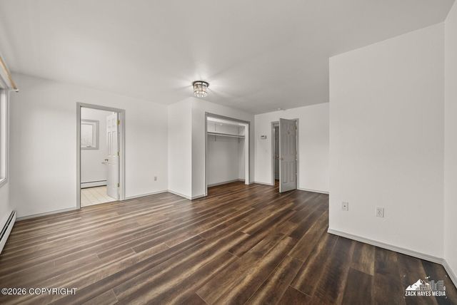 6033 Glenkerry Drive, Anchorage, AK 99504