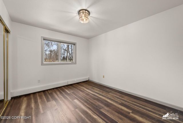 6033 Glenkerry Drive, Anchorage, AK 99504