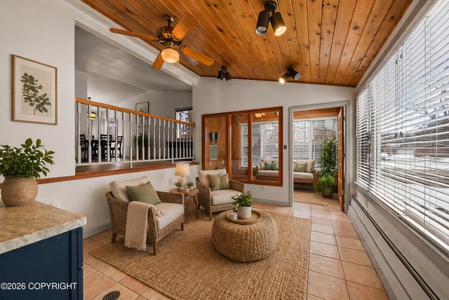 6033 Glenkerry Drive, Anchorage, AK 99504