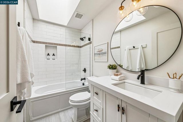 2941 Roundhill Rd, Alamo, CA 94507