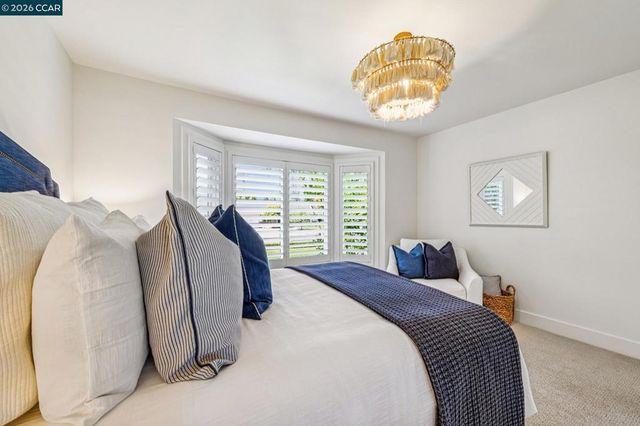 2941 Roundhill Rd, Alamo, CA 94507