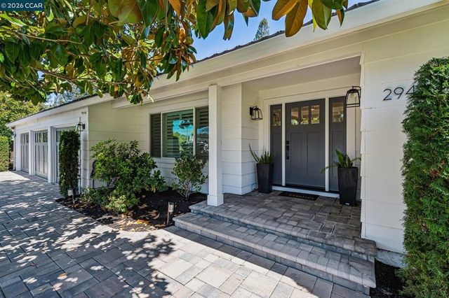 2941 Roundhill Rd, Alamo, CA 94507