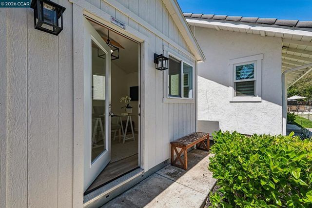 2941 Roundhill Rd, Alamo, CA 94507