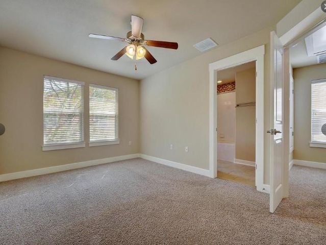 1601 Miriam Ave 203, Austin, TX 78702