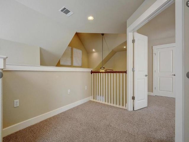 1601 Miriam Ave 203, Austin, TX 78702