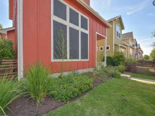1601 Miriam Ave 203, Austin, TX 78702