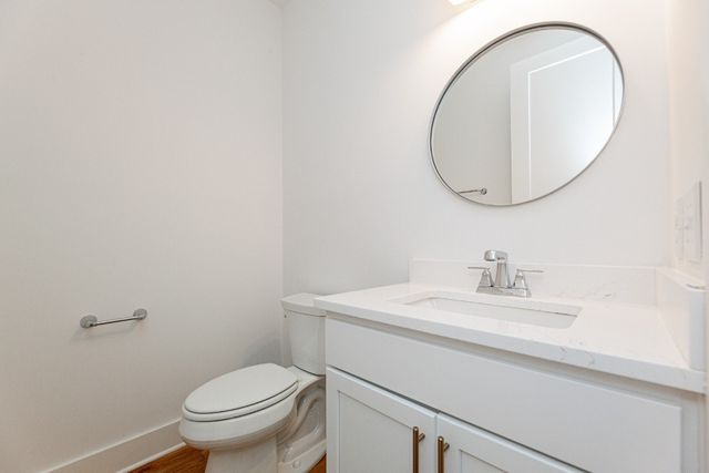 335A McKennell Dr, Nashville, TN 37206