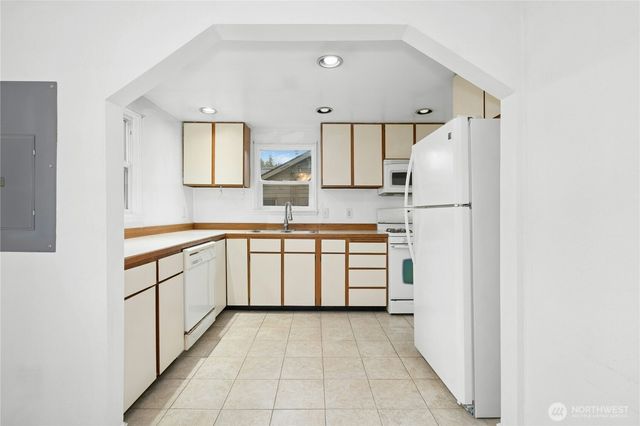 3125 SE 6th, Renton, WA 98058