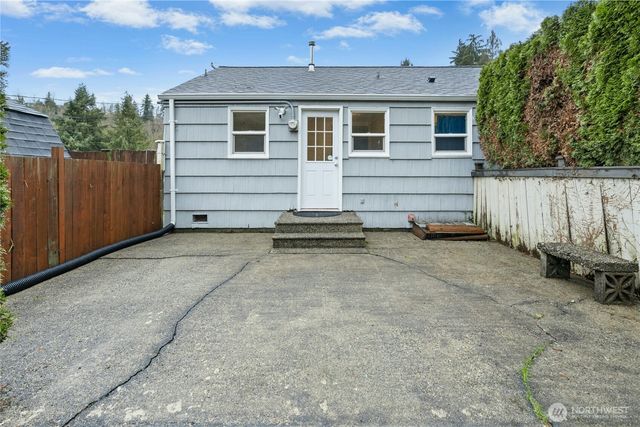 3125 SE 6th, Renton, WA 98058