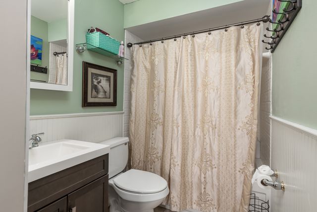 556 Chard Court, Grayslake, IL 60030