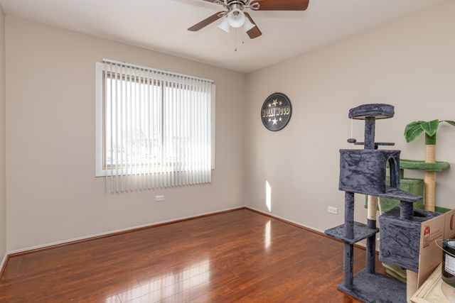 556 Chard Court, Grayslake, IL 60030