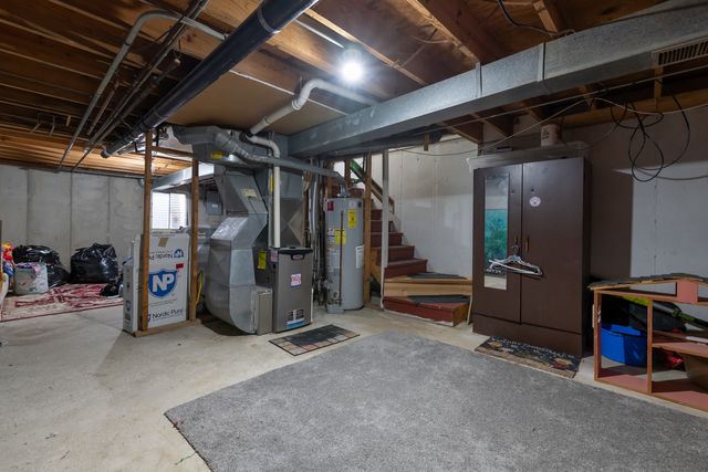 556 Chard Court, Grayslake, IL 60030