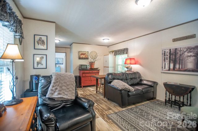 1066 Pisgah Drive, Canton, NC 28716