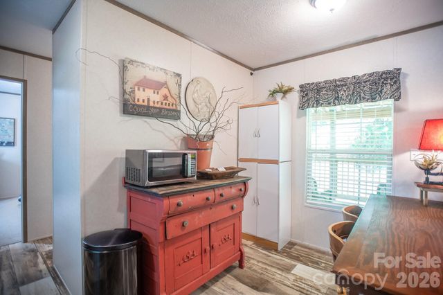 1066 Pisgah Drive, Canton, NC 28716