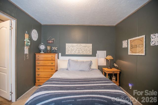 1066 Pisgah Drive, Canton, NC 28716
