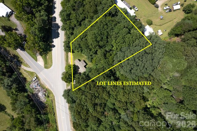 1066 Pisgah Drive, Canton, NC 28716