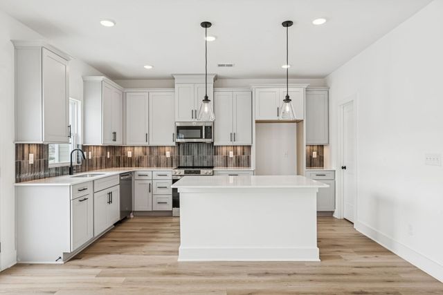 252 Rose Hannah Drive, Gallatin, TN 37066