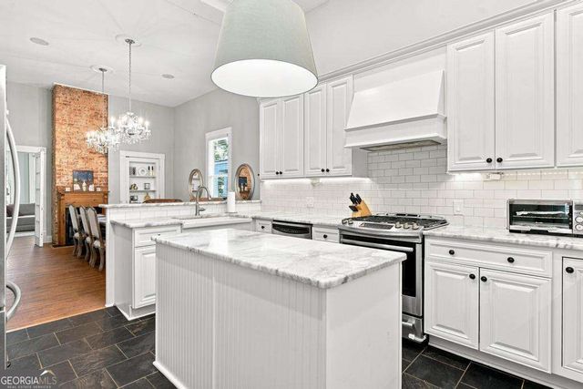 285 Alaska Avenue NE, Atlanta, GA 30312