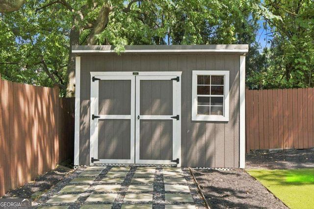 285 Alaska Avenue NE, Atlanta, GA 30312