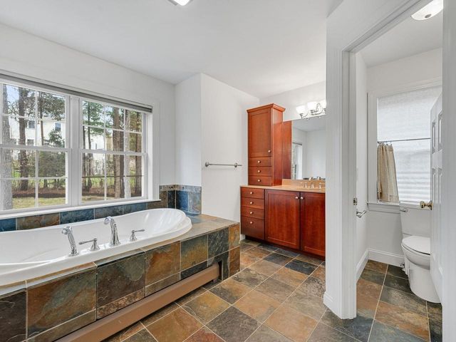 206 Hawley Road, Shelburne, VT 05482