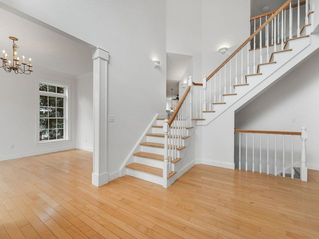 206 Hawley Road, Shelburne, VT 05482