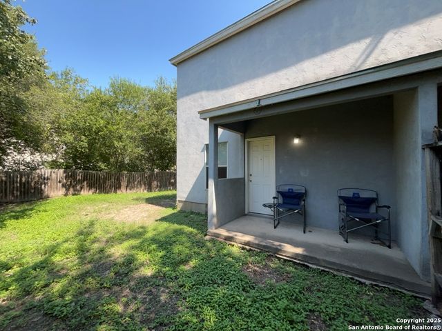 3853 MAVERICK CREEK RD, San Antonio, TX 78247