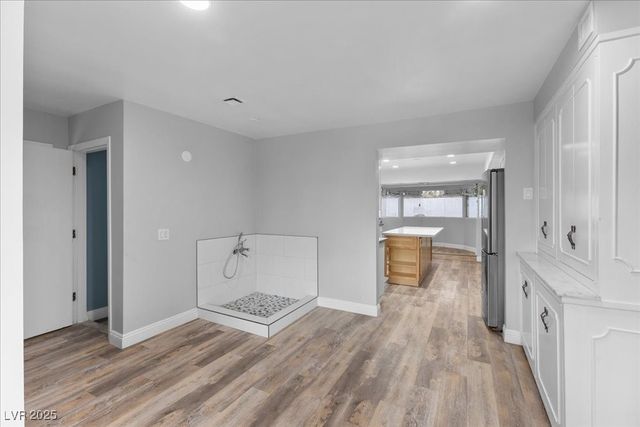 2211 EDGEWOOD Avenue, Las Vegas, NV 89102