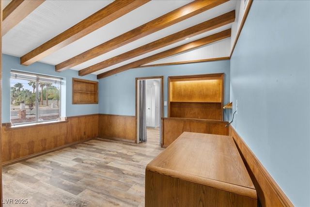 2211 EDGEWOOD Avenue, Las Vegas, NV 89102