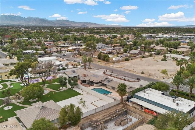 2211 EDGEWOOD Avenue, Las Vegas, NV 89102