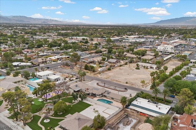 2211 EDGEWOOD Avenue, Las Vegas, NV 89102