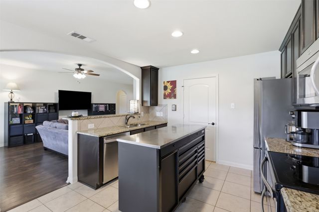 413 Water Oak, Denton, TX 76209