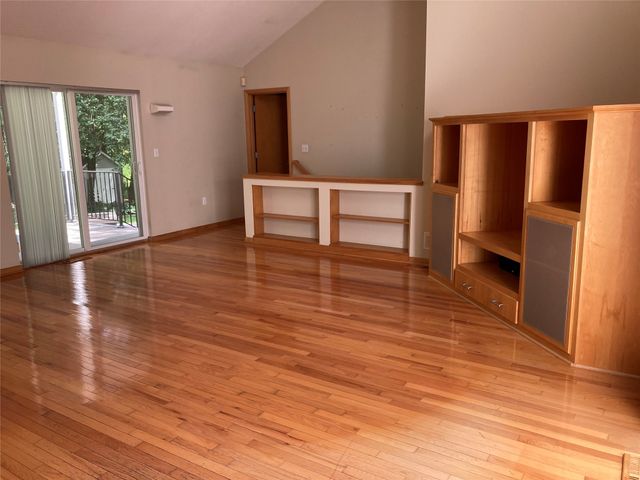 301 STUART Way, Erie, PA 16509