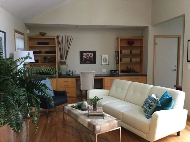 301 STUART Way, Erie, PA 16509