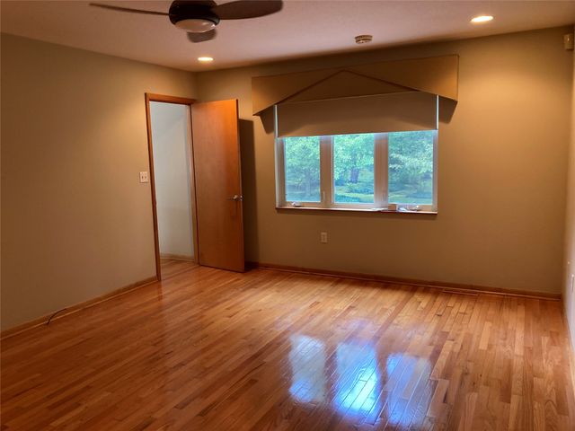 301 STUART Way, Erie, PA 16509
