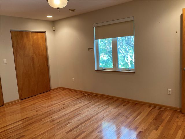 301 STUART Way, Erie, PA 16509