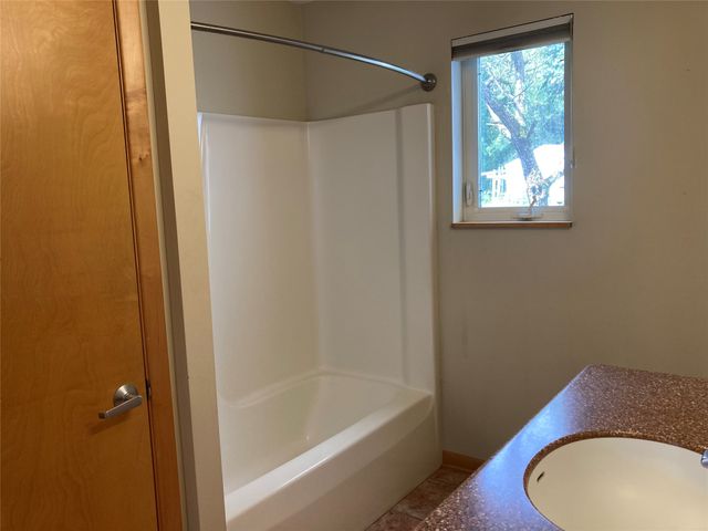 301 STUART Way, Erie, PA 16509
