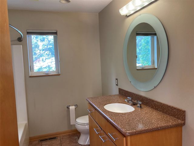 301 STUART Way, Erie, PA 16509