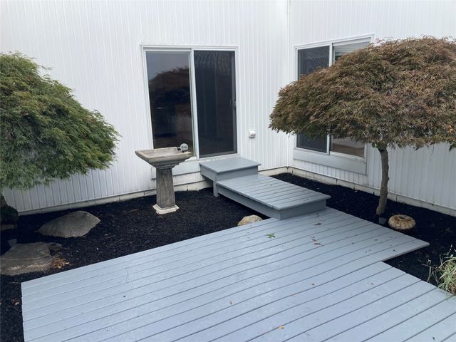 301 STUART Way, Erie, PA 16509