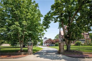 364 Bellevue Avenue, Newport, RI 02840